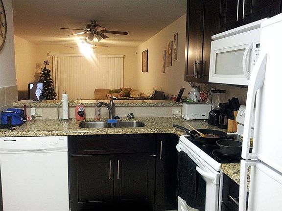 2nd image of 9940 Nob Hill Ln