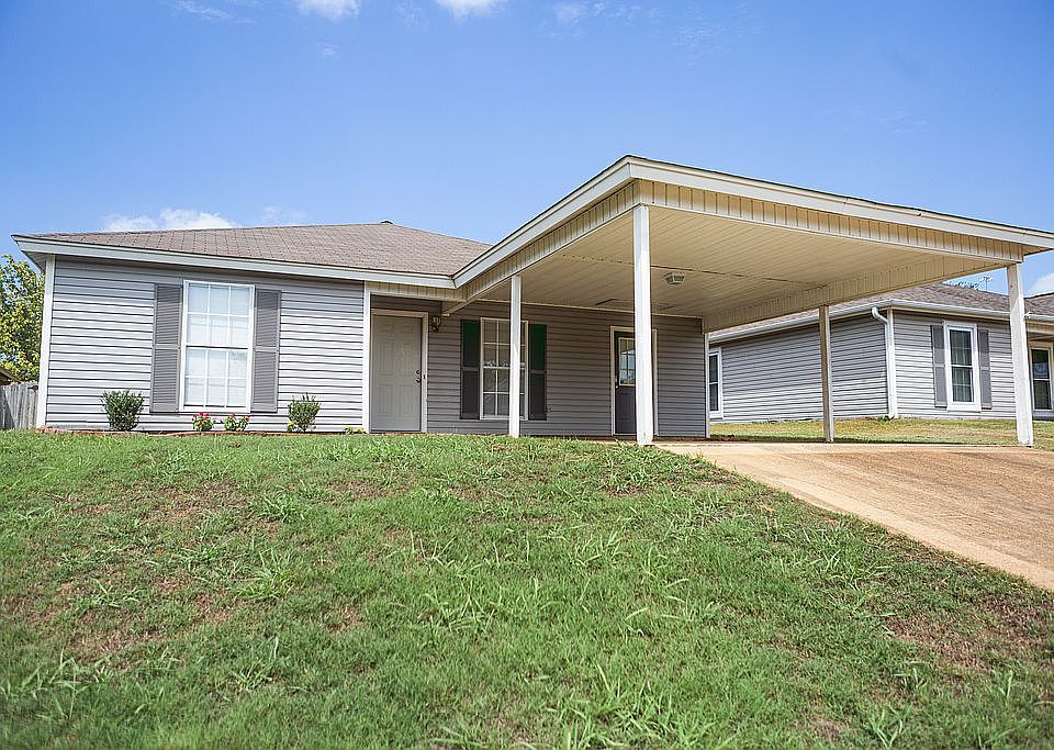 1st image of 117 Tomlinson Dr