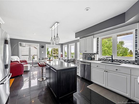 2nd image of 305 Lavoie St