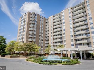3001 Veazey Ter NW APT 1013, Washington, DC 20008