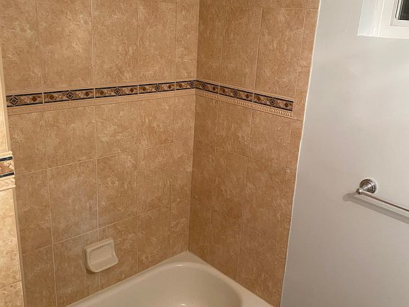 5th image of 1453 Waggaman Cir #1453