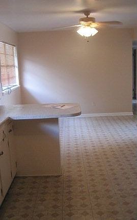 2nd image of 3874 Kenwood Dr