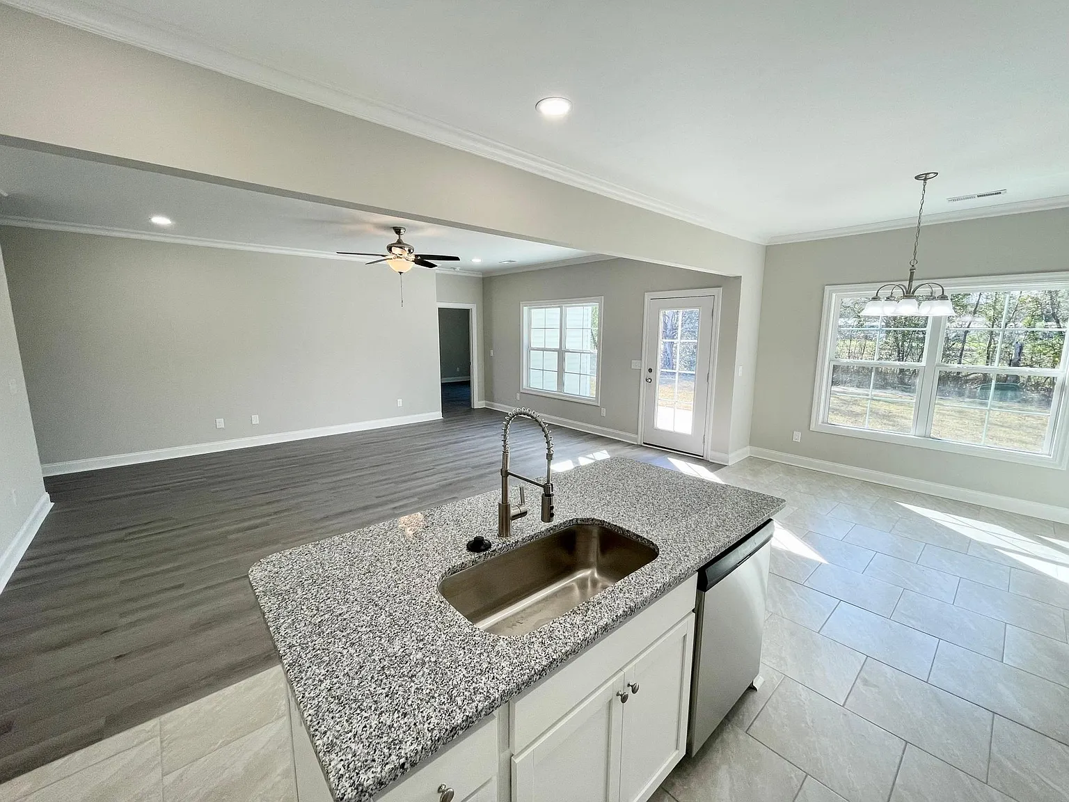 3703 Saddleridge Dr — Photo 2