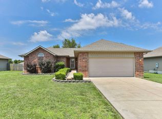 2513 W Cover Dr, Ozark, MO 65721
