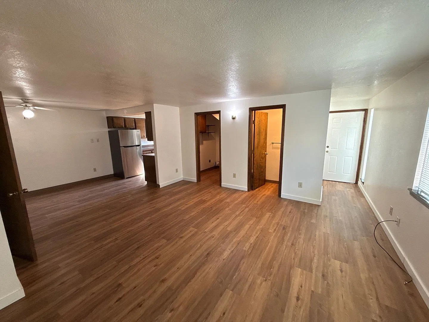 2 bed, 1.5 bath, 1454 sqft, $1,685 — Photo 4