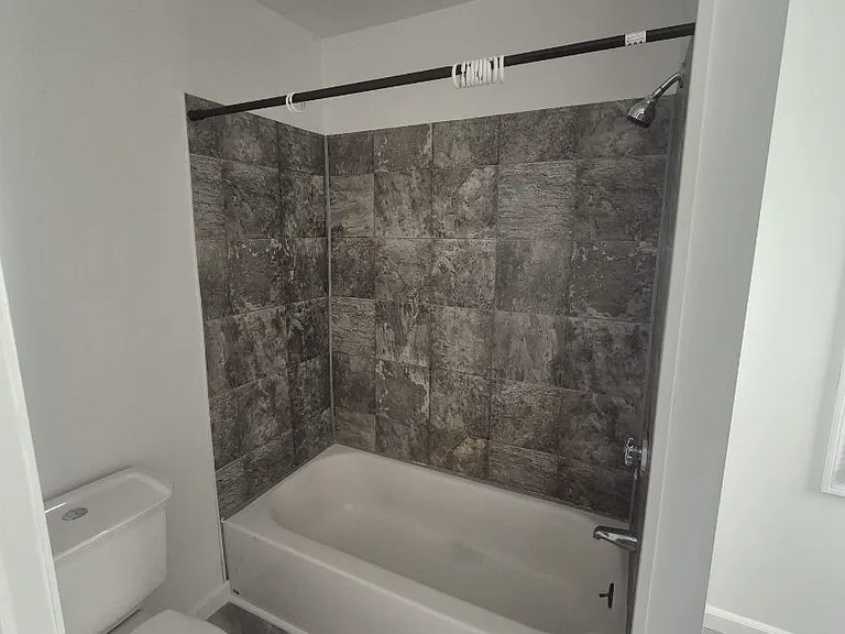 240 Springfield St #2 — Photo 4