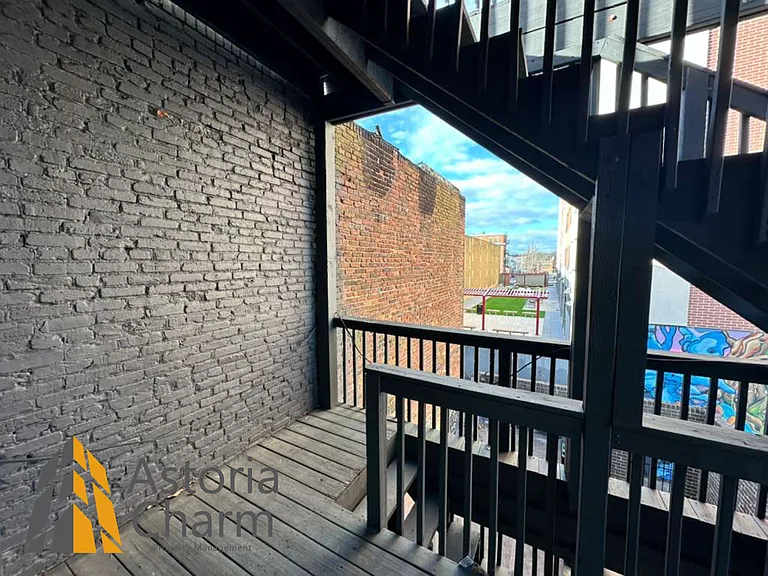 1918 N Charles St #2 — Photo 14
