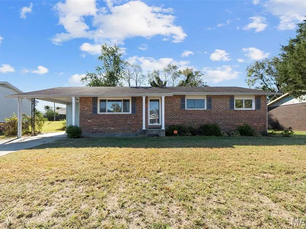 917 Cambridge, Sikeston, MO 63780