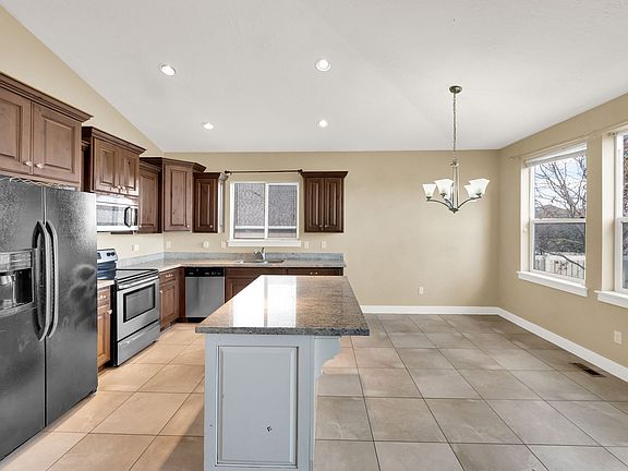 5th image of 4441 S Wynridge Ln