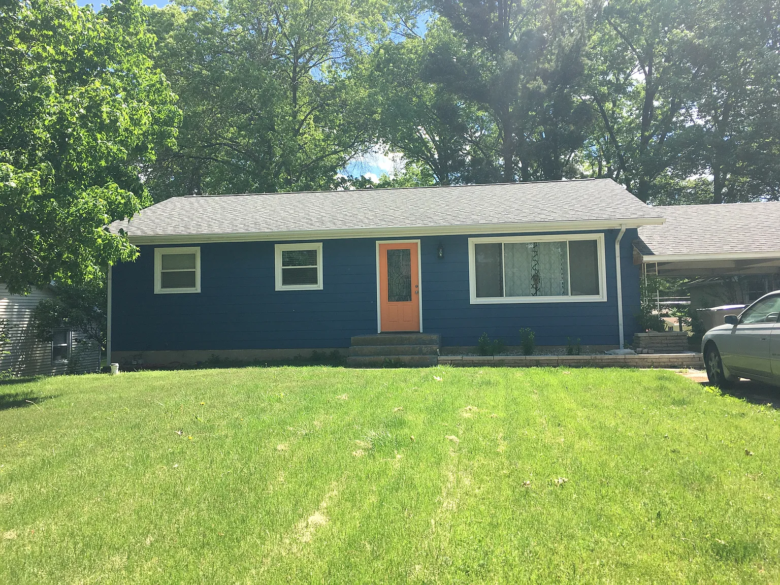 203 Raven Dr photo 1