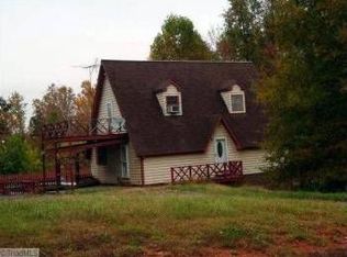 194 Golfcrest Rd, Denton, NC 27239