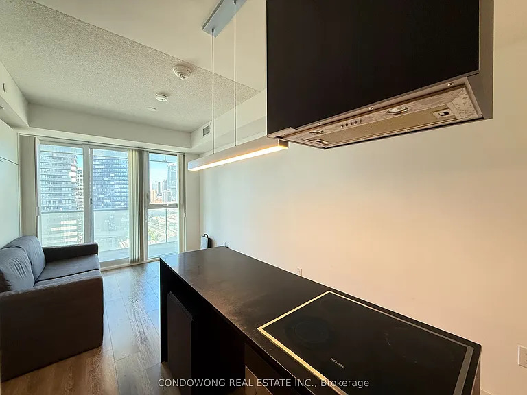 15 Lower Jarvis St #1909 — Photo 2