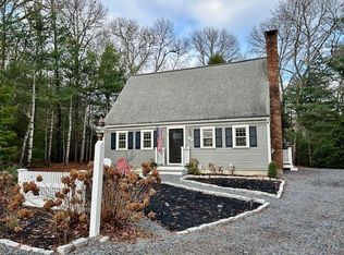 16 Bridgets Path, Centerville, MA 02632