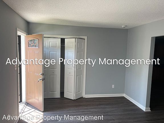 4th image of 5215 Braden Dr