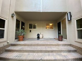 617 Commons Dr, Sacramento, CA
