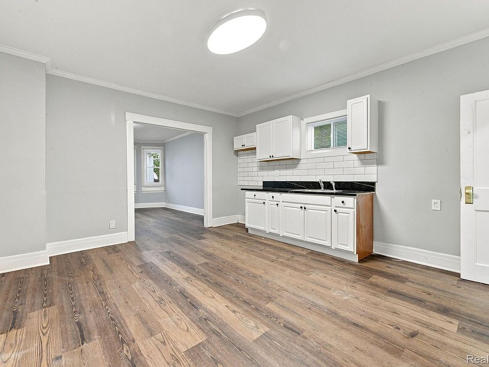 4603 Central St, photo 4