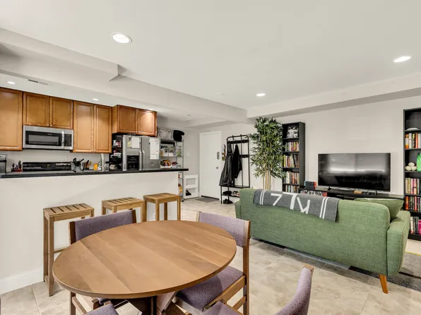 1384 Bryant St NE APT 102, Washington, DC 20018