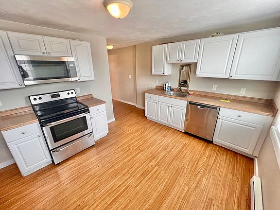 2nd image of 19 Maplewood Ave #1