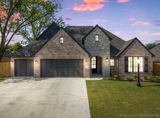 1504 Wildwood Dr, Claremore, OK 74017