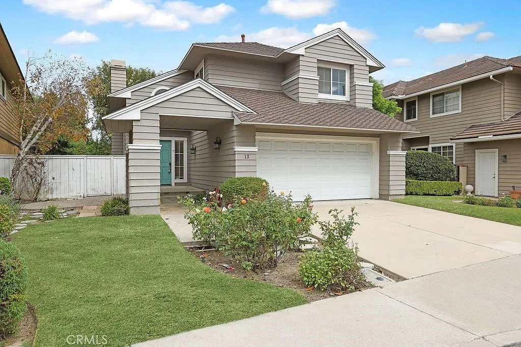 3 bed, 2.5 bath, 1881 sqft, $5,699 — Photo 1