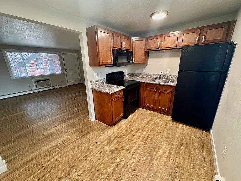 285 S Jay Street — Photo 15