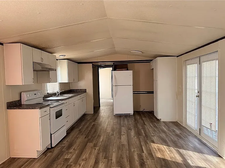 804 Vagabond Dr — Photo 7
