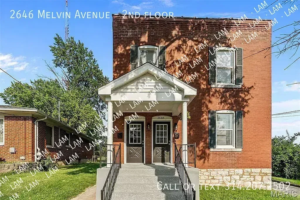 Updated 3 bed 2 Bath in Brentwood — Photo 1