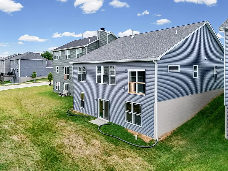 538 Ryehill Dr — Photo 37