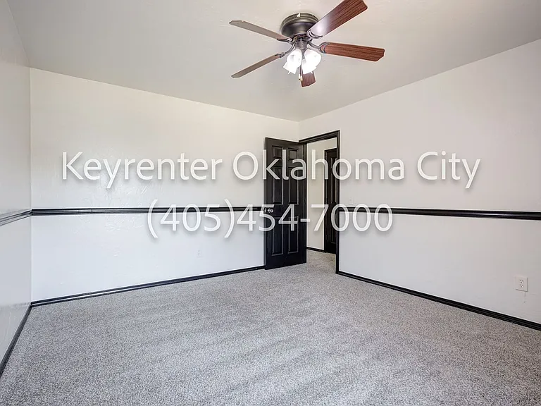12100 Blueway Ave — Photo 32