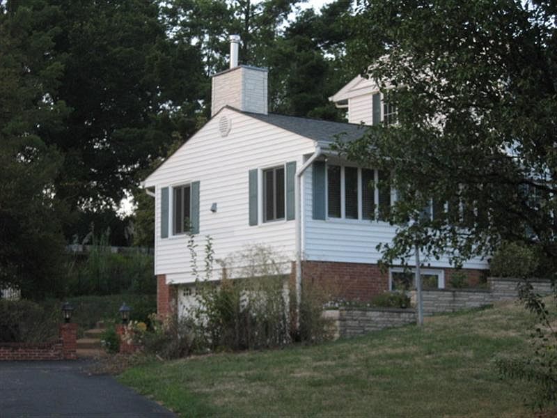 2nd image of 129 Ballas Ct