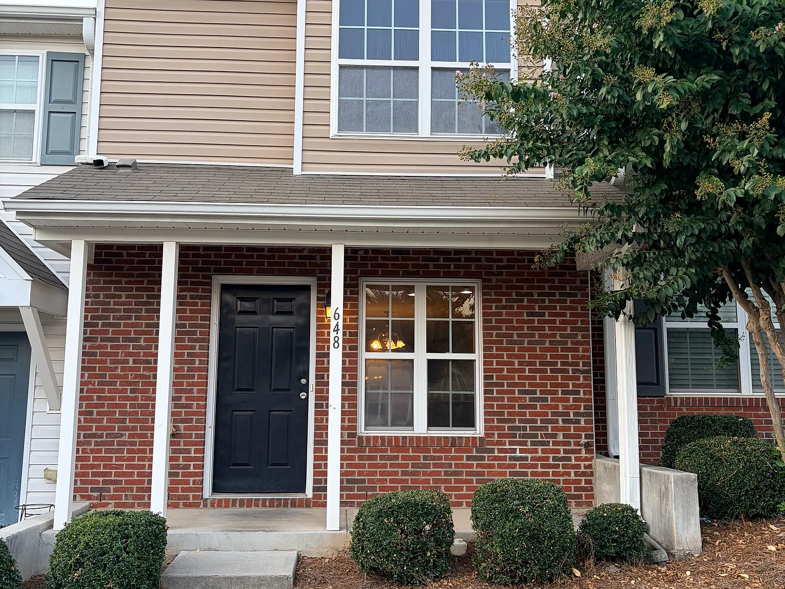 2 bed, 2.5 bath, 1128 sqft, $1,500 — Photo 2