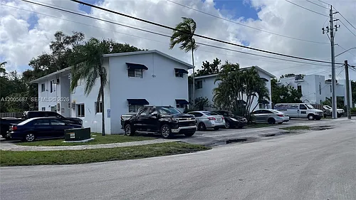 1801 SW 11th Ct Photo 1