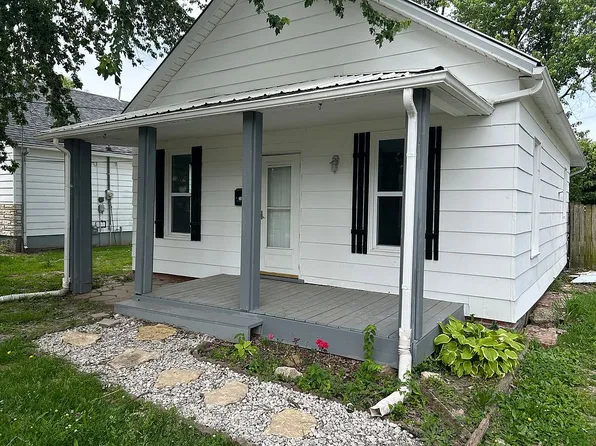 718 Harrison St, Jerseyville, IL 62052