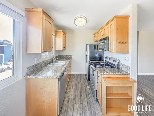 3053 C St #2 Photo 1