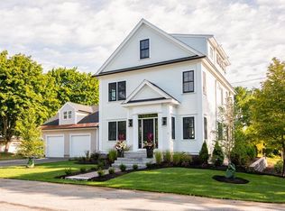8 Cushing Ave, Newburyport, MA 01950