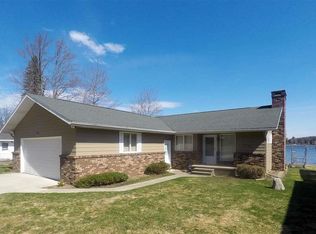 151 S Lake Dr, Cadillac, MI 49601