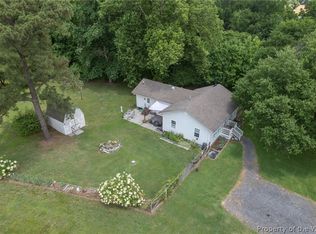 1041 Hosier Rd, Suffolk, VA 23434