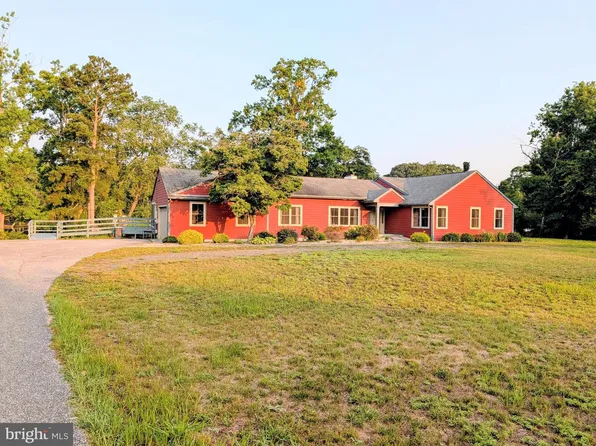 250 Marion Dr, Seaford, DE 19973