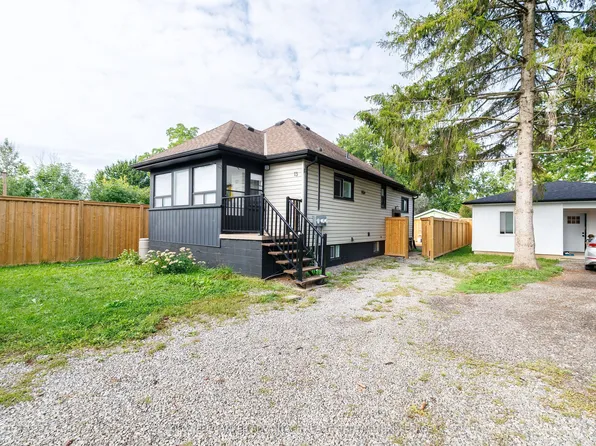13 Duncan St W, Welland, ON L3B 2C5