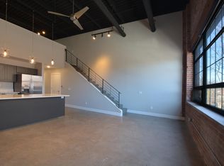 3852 Farnam St APT 204, Omaha, NE 68131