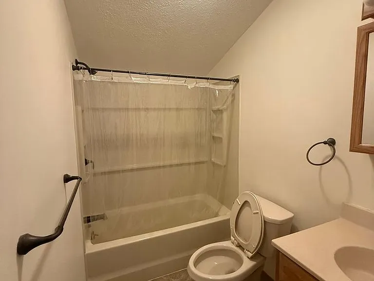 1111 Wissinoming Dr — Photo 15