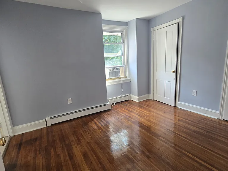 4812 Regent St #3 — Photo 7