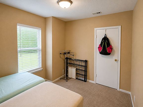 4th image of 2257 Bolton Rd