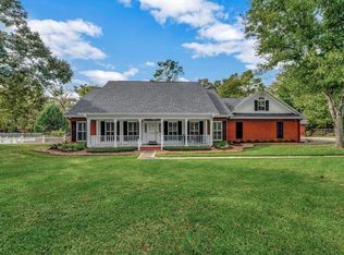 106 Metz Dr, Lufkin, TX 75901