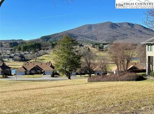 69 Charter Pl, Jefferson, NC 28640