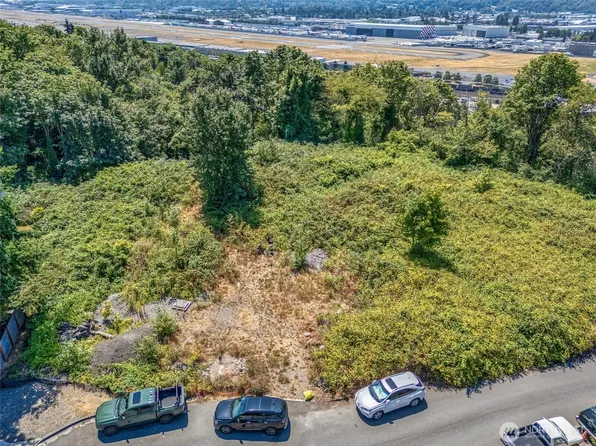 2009 S Raymond Street, Seattle, WA 98108