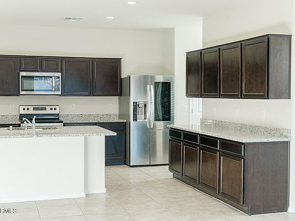 4th image of 1740 W PIMA Avenue