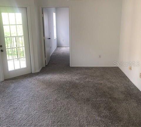 4th image of 413 Summit Ridge Pl APT 305
