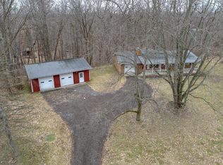 5635 Fisher Rd, Howell, MI 48855