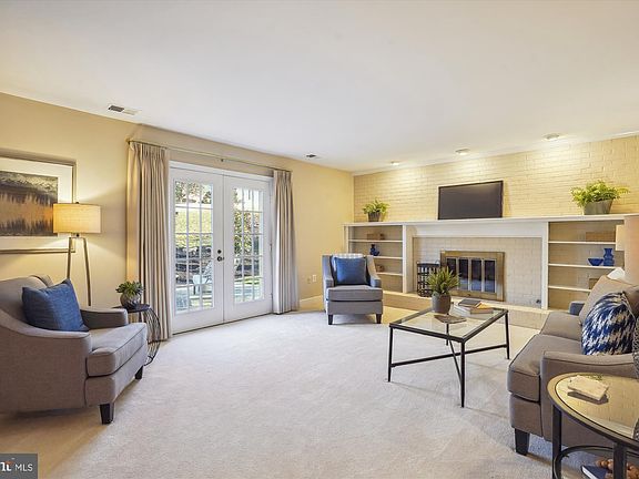 3rd image of 2095 Kedge Dr